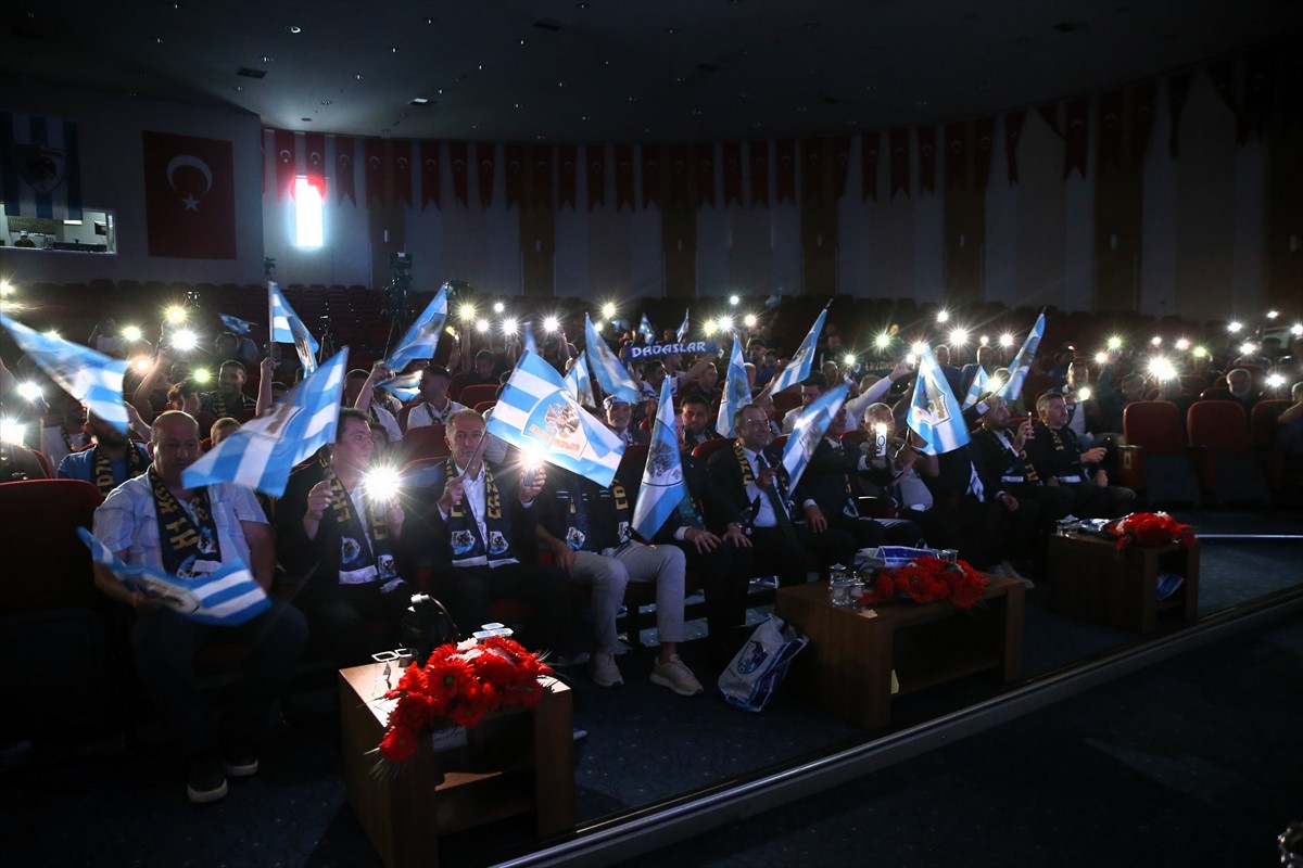 Trendyol 1. Lig ekiplerinden Erzurumspor FK'nin başkanlığına yeniden Ahmet Dal (fotoğrafta)...