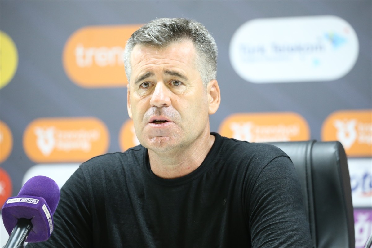  Trendyol Süper Lig'inin ilk haftasında Samsunspor'a 2-1 yenilen Gençlerbirliği'nin teknik...