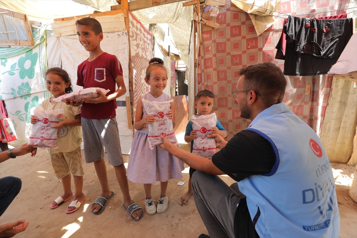 Türkiye Diyanet Vakfı (TDV), Ekim 2023'ten bu yana Gazze'ye 35 milyon dolara yakın insani yardım...