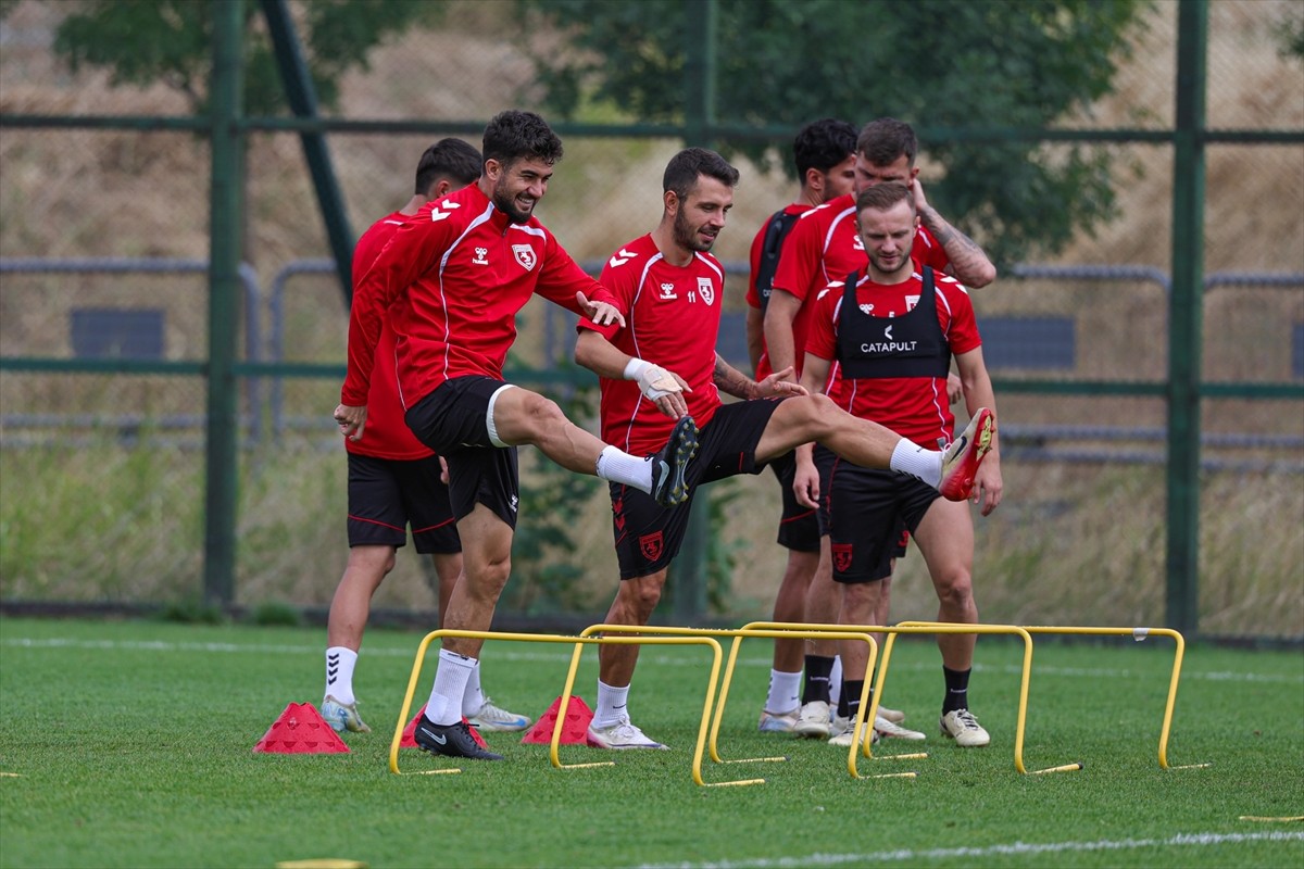 UEFA Avrupa Ligi play-off turu rövanş maçında sahasında Panathinaikos'u ağırlayacak Samsunspor...