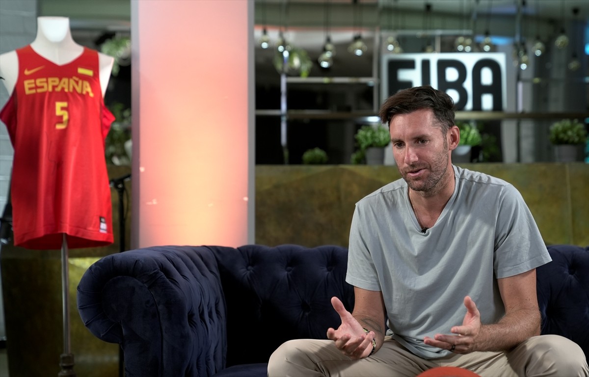 2025 Avrupa Basketbol Şampiyonası (EuroBasket 2025) Elçisi Rudy Fernandez, Letonya'nın başkenti...