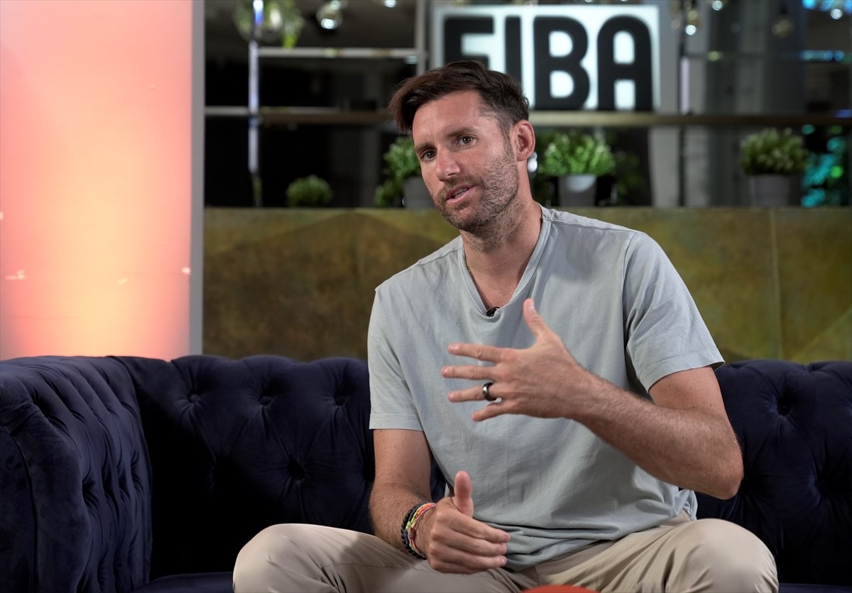 2025 Avrupa Basketbol Şampiyonası (EuroBasket 2025) Elçisi Rudy Fernandez, Letonya'nın başkenti...