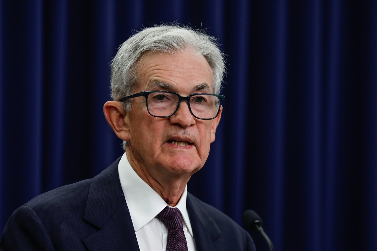 ABD Merkez Bankası (Fed) Başkanı Jerome Powell (fotoğrafta), istihdama yönelik risklerin...