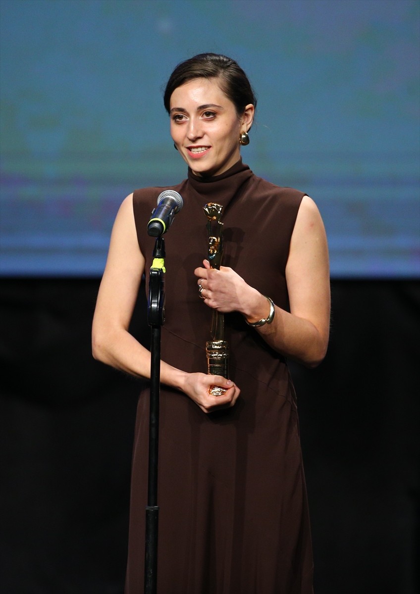 Adana Büyükşehir Belediyesince bu yıl 32'incisi düzenlenen Uluslararası Adana Altın Koza Film...