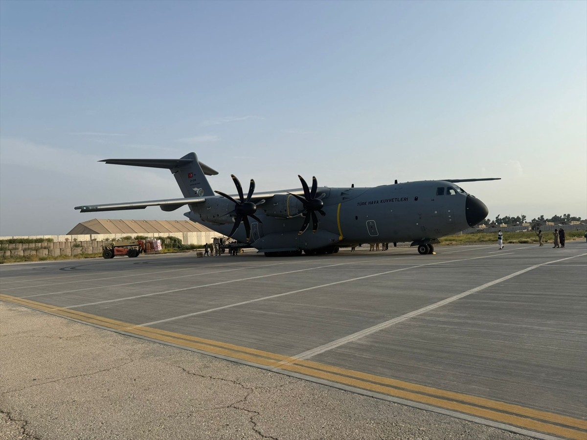 Afet ve Acil Durum Yönetimi Başkanlığı (AFAD), Afganistan'daki depremden etkilenenler için...