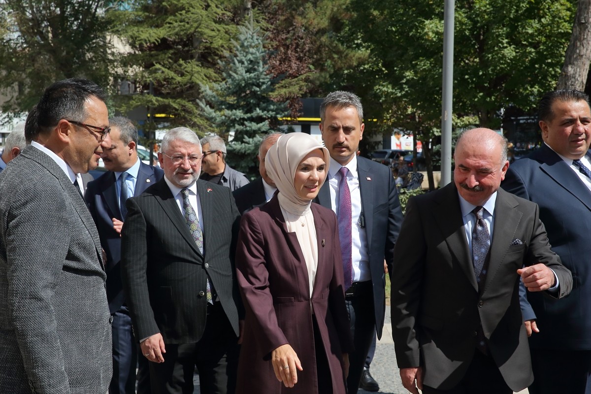 Aile ve Sosyal Hizmetler Bakanı Mahinur Özdemir Göktaş, çeşitli ziyaretleri kapsamında geldiği...