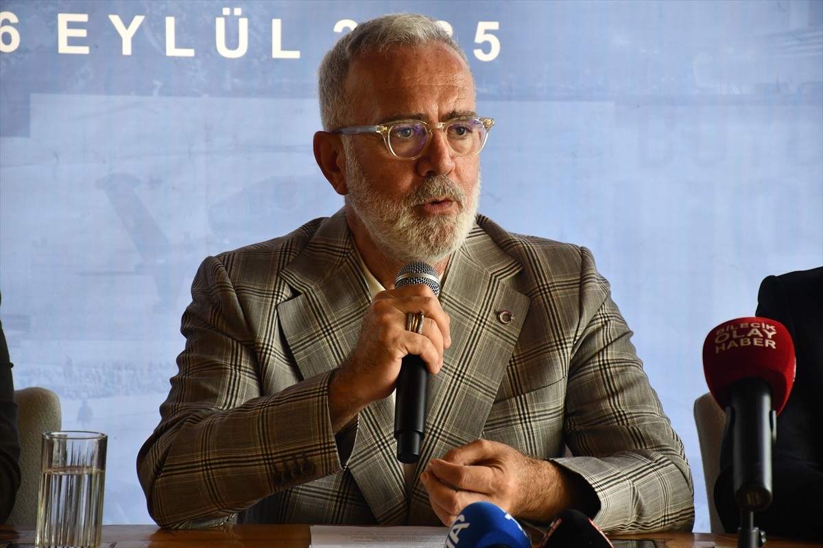 AK Parti Grup Başkanvekili ve Manisa Milletvekili Bahadır Yenişehirlioğlu, partisinin "Türkiye...