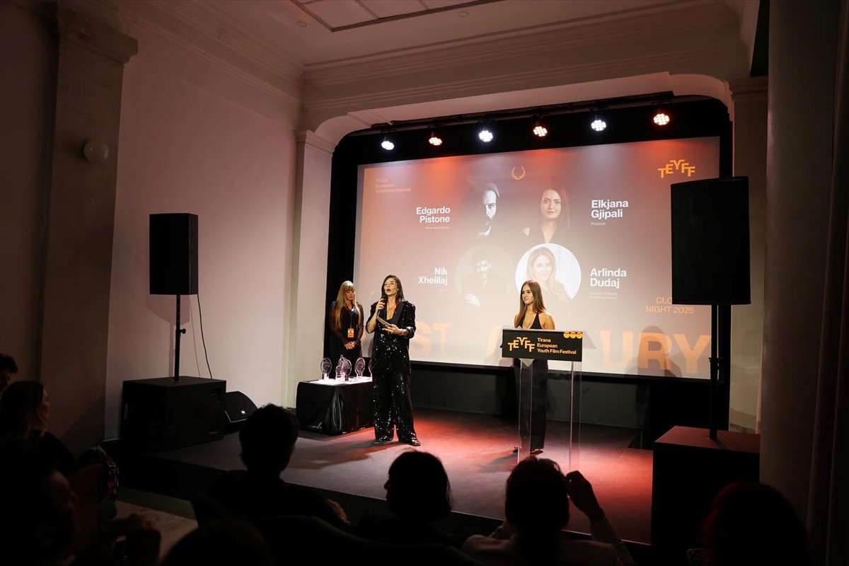 Arnavutluk'un başkenti Tiran'da Avrupa Gençlik Film Festivali (TEYFF) düzenlendi. Türkiye...