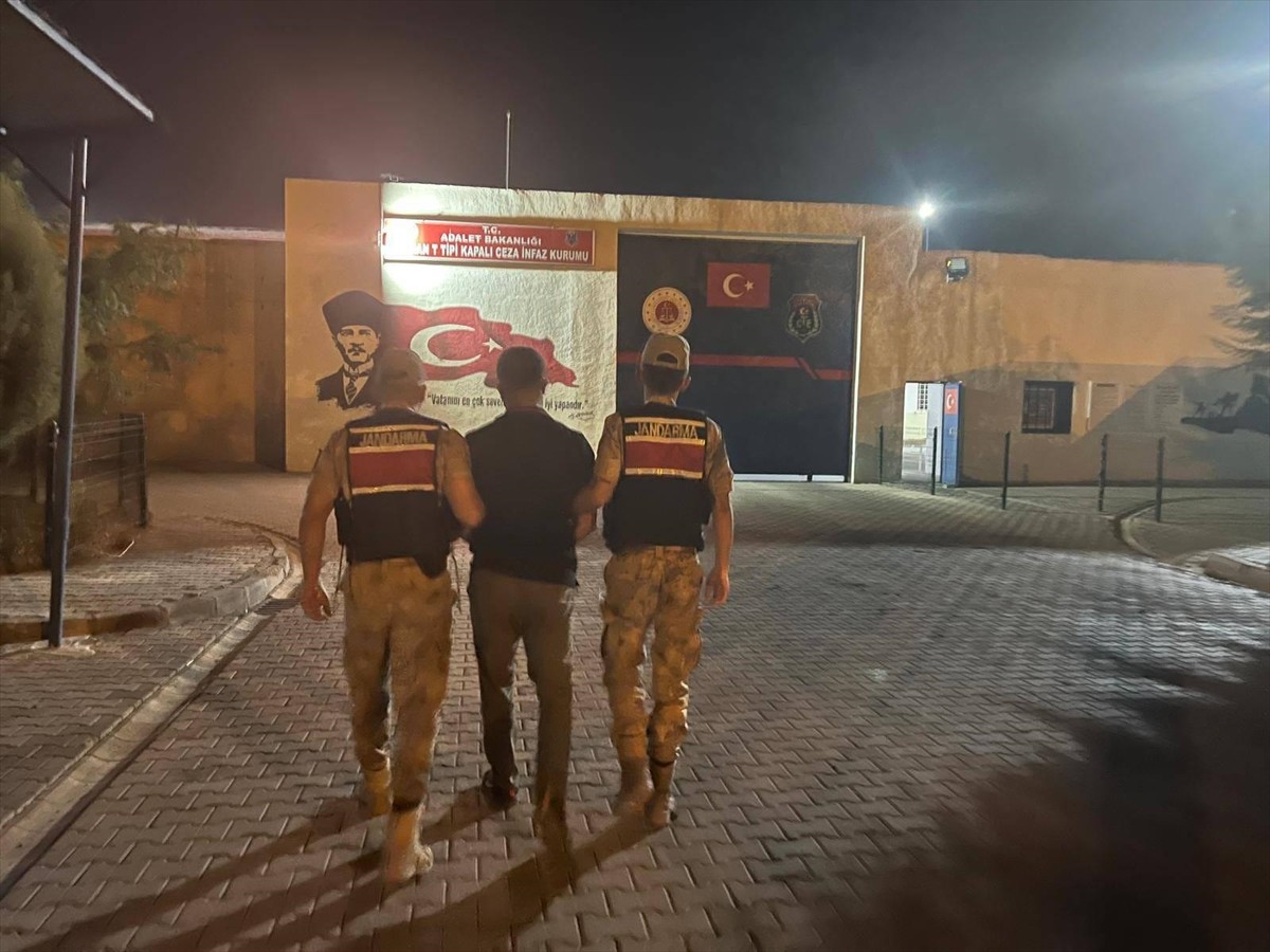 Batman'da düzenlenen uyuşturucu operasyonunda yakalanan zanlı tutuklandı.