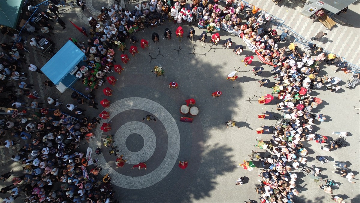 Bilecik'in Söğüt ilçesinde, bu yıl 744'üncüsü düzenlenen Söğüt Ertuğrul Gazi'yi Anma ve Yörük...