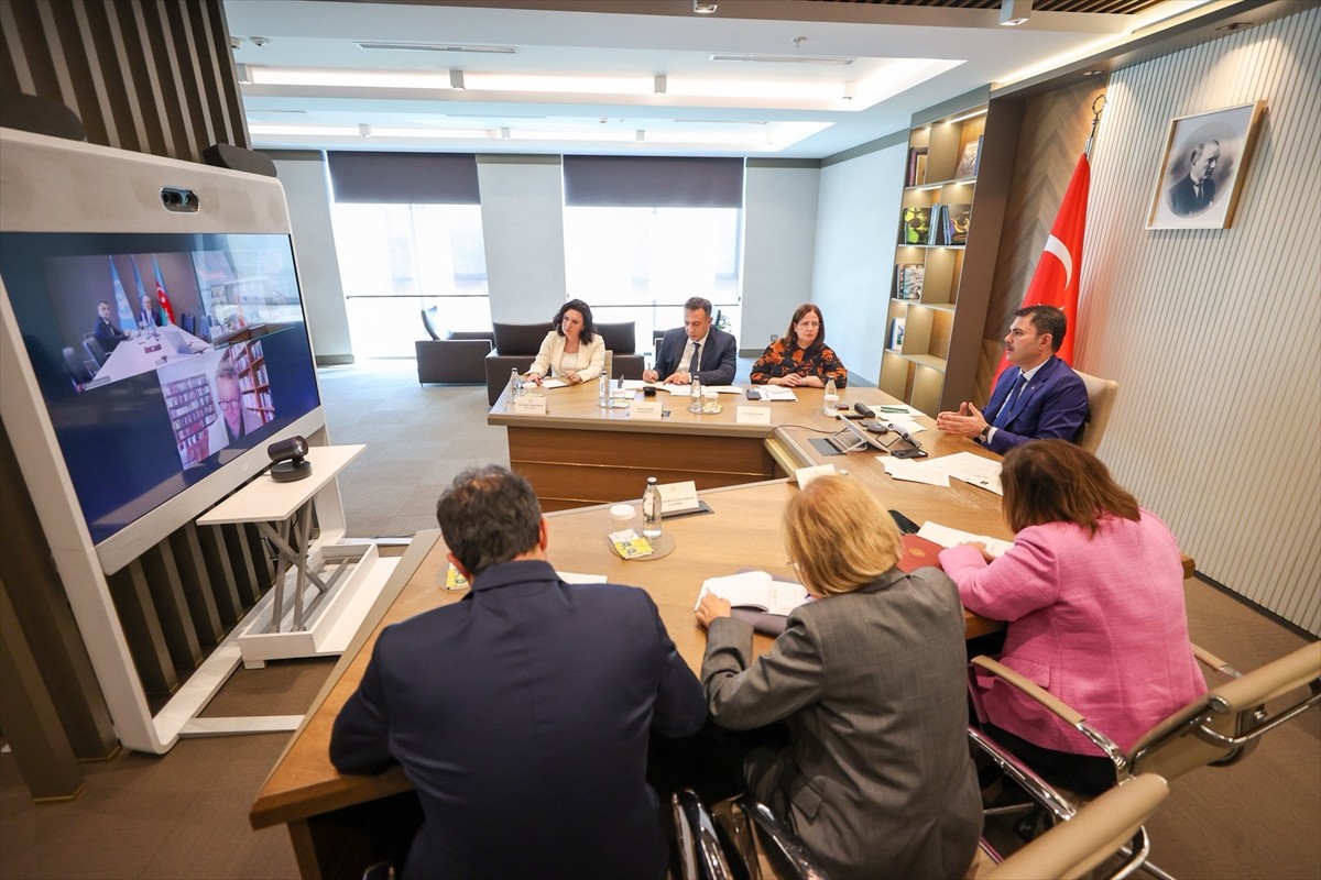 Çevre, Şehircilik ve İklim Değişikliği Bakanı Murat Kurum, Azerbaycan İklim Değişikliğinden...