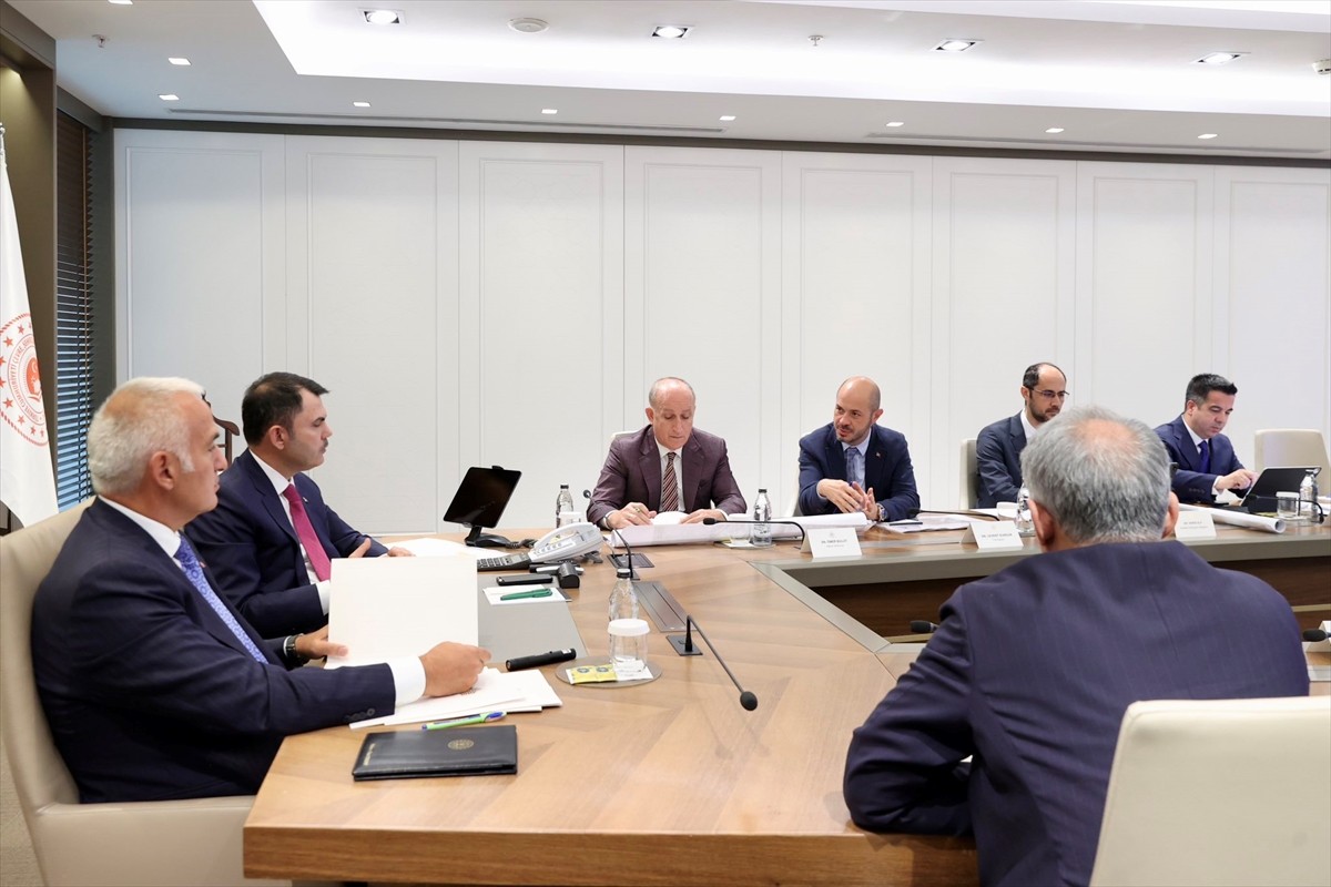 Çevre, Şehircilik ve İklim Değişikliği Bakanı Murat Kurum ile Kültür ve Turizm Bakanı Mehmet Nuri...