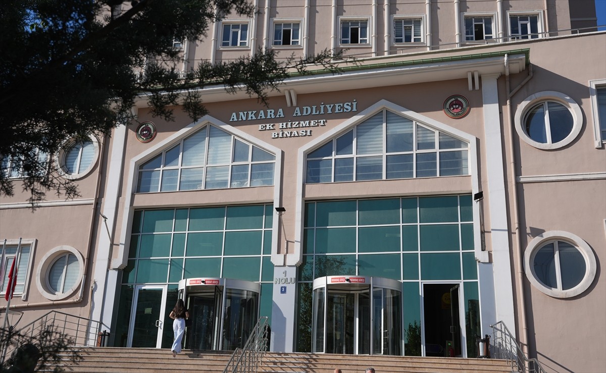 CHP'nin 4-5 Kasım 2023 tarihlerinde gerçekleşen 38. Olağan Kurultayı ile 6 Nisan 2025'teki 21....