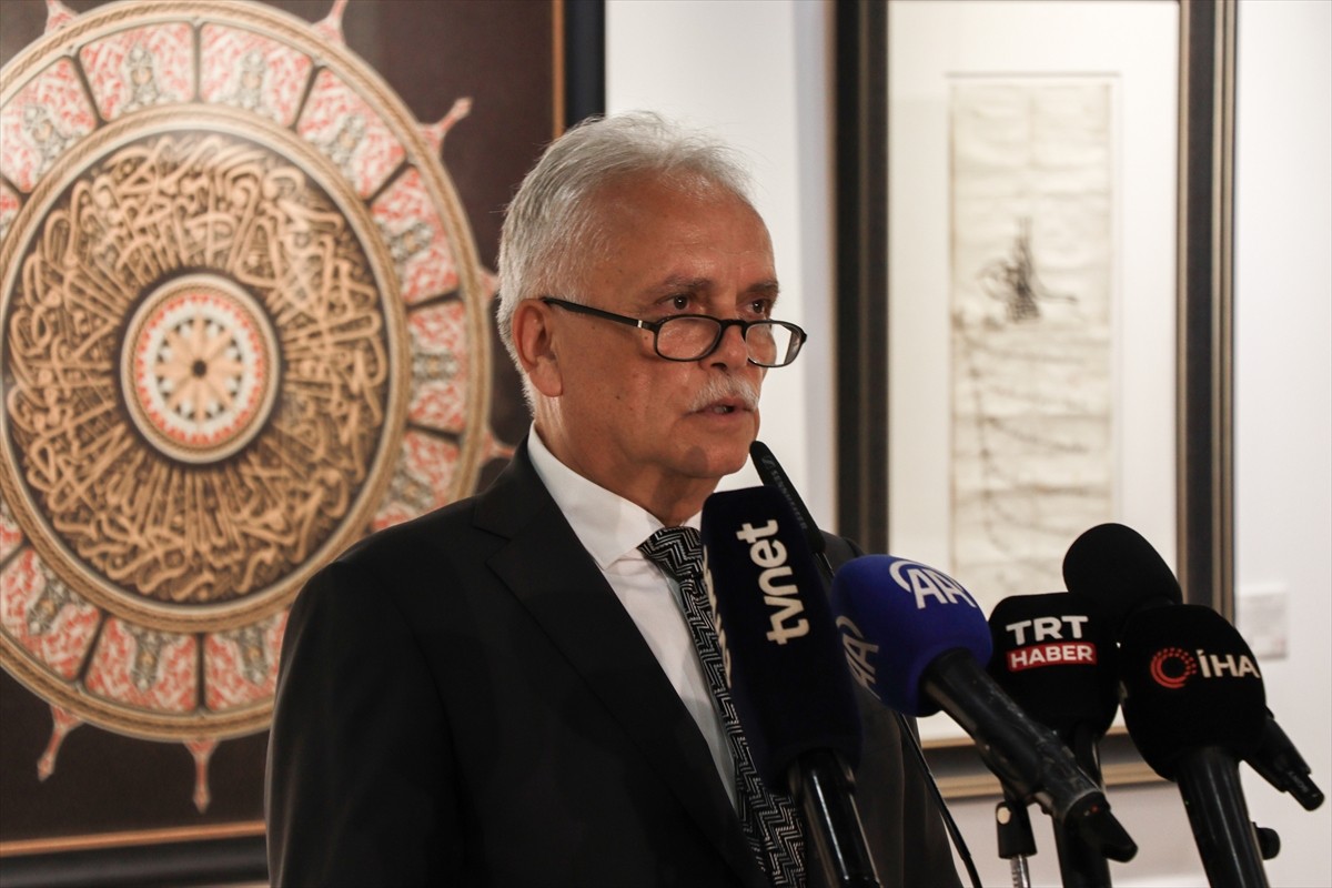 Dolmabahçe'de Milli Saraylar Başkanlığı ve Türk Kızılay ortaklığında Gazze'deki ihtiyaç...