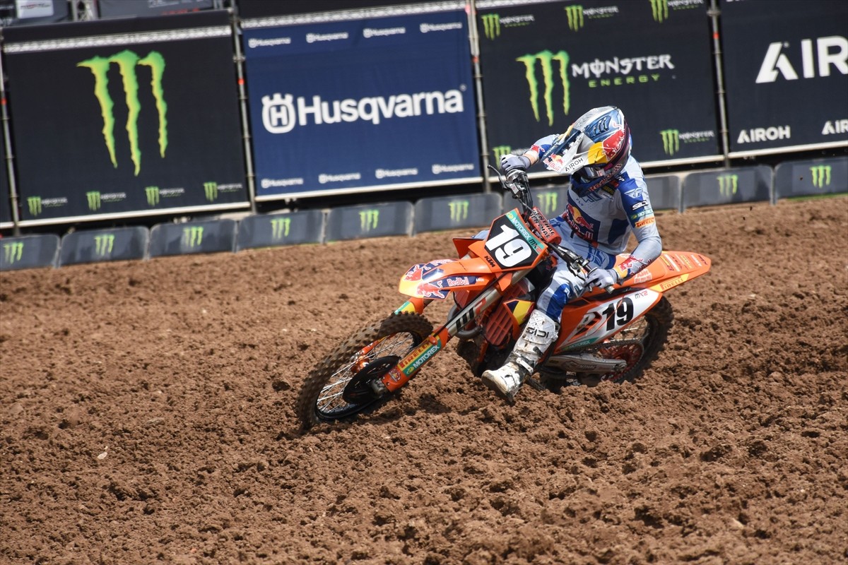 Dünya Motokros Şampiyonasının (MXGP Of Türkiye) 18. ayak yarışı Afyonkarahisar'da düzenleniyor....