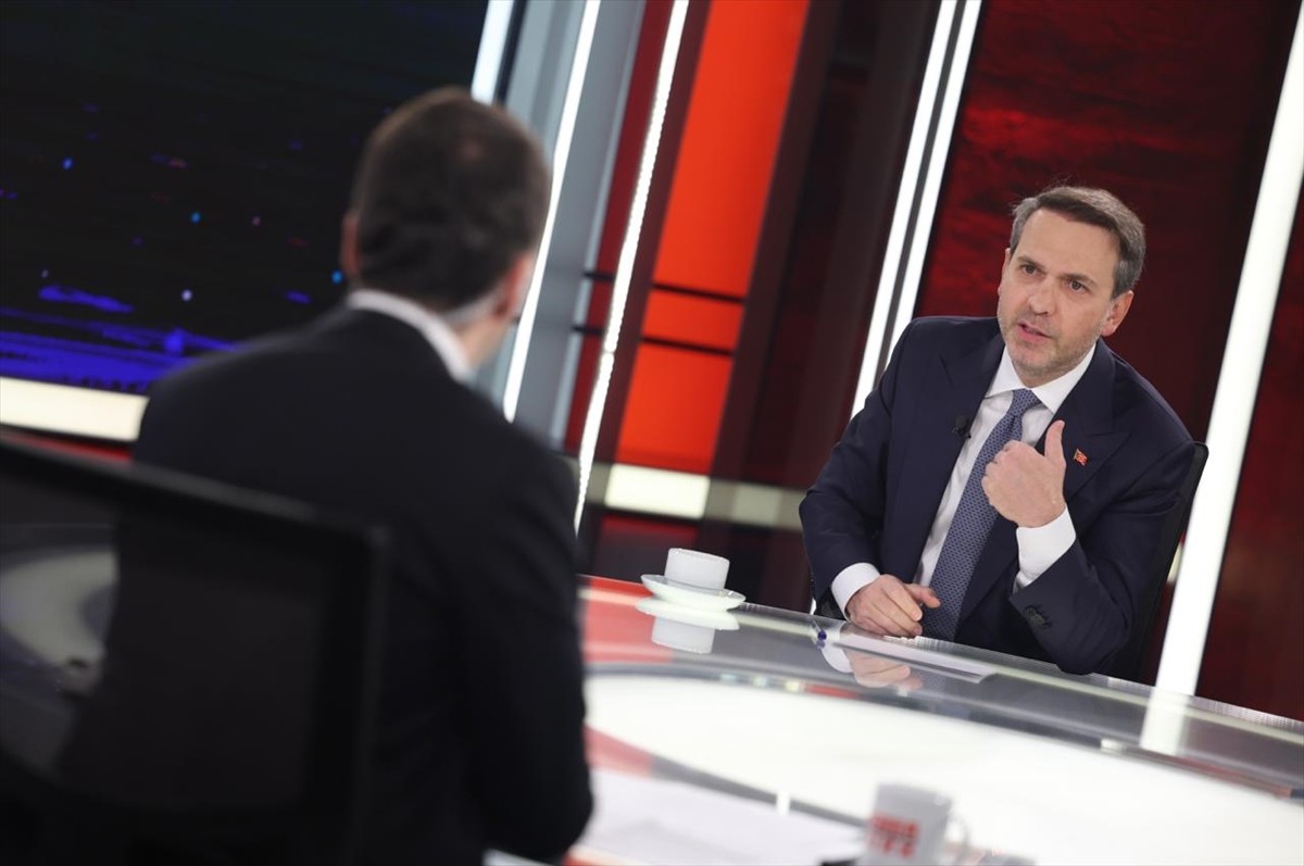 Enerji ve Tabii Kaynaklar Bakanı Alparslan Bayraktar, Habertürk TV'de katıldığı programda gündeme...