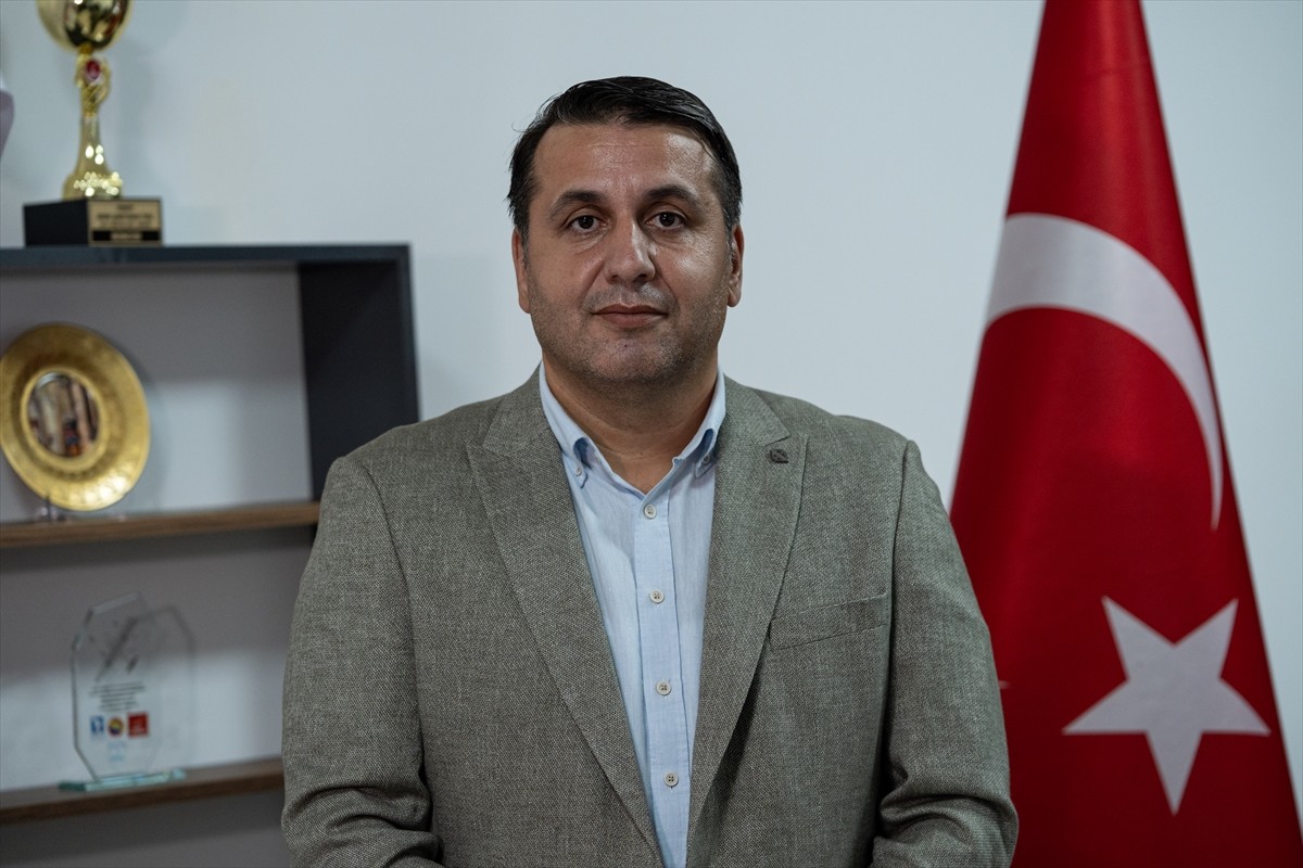 Gazi Üniversitesi Spor Bilimleri Fakültesi Öğretim Üyesi Doç. Dr. Mehmet Yıldız, AA muhabirine...