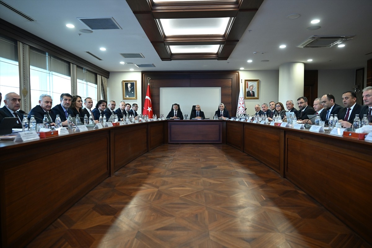 Gıda ve Tarımsal Ürün Piyasaları İzleme ve Değerlendirme Komitesi Toplantısı, Hazine ve Maliye...