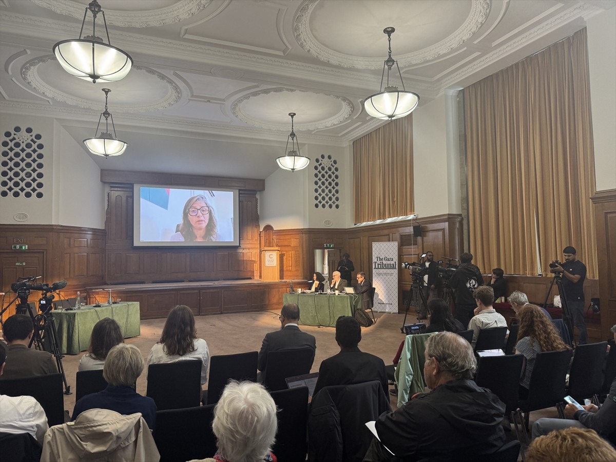 İngiltere'nin başkenti Londra'da düzenlenen temsili "Gazze Mahkemesi"nde (The Gaza Tribunal)...