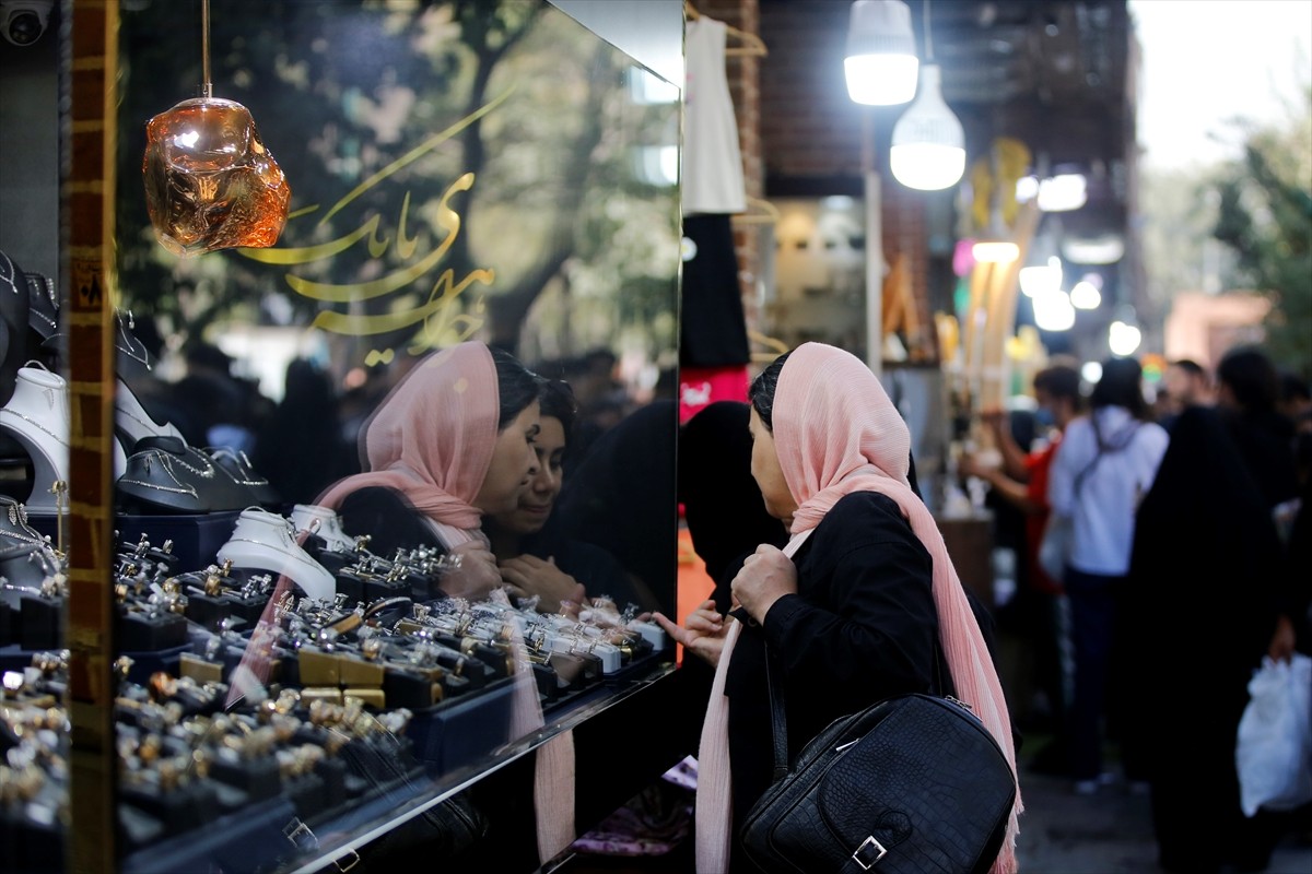 İran'a yönelik Birleşmiş Milletler (BM) yaptırımlarının yeniden devreye girmesine sayılı günler...