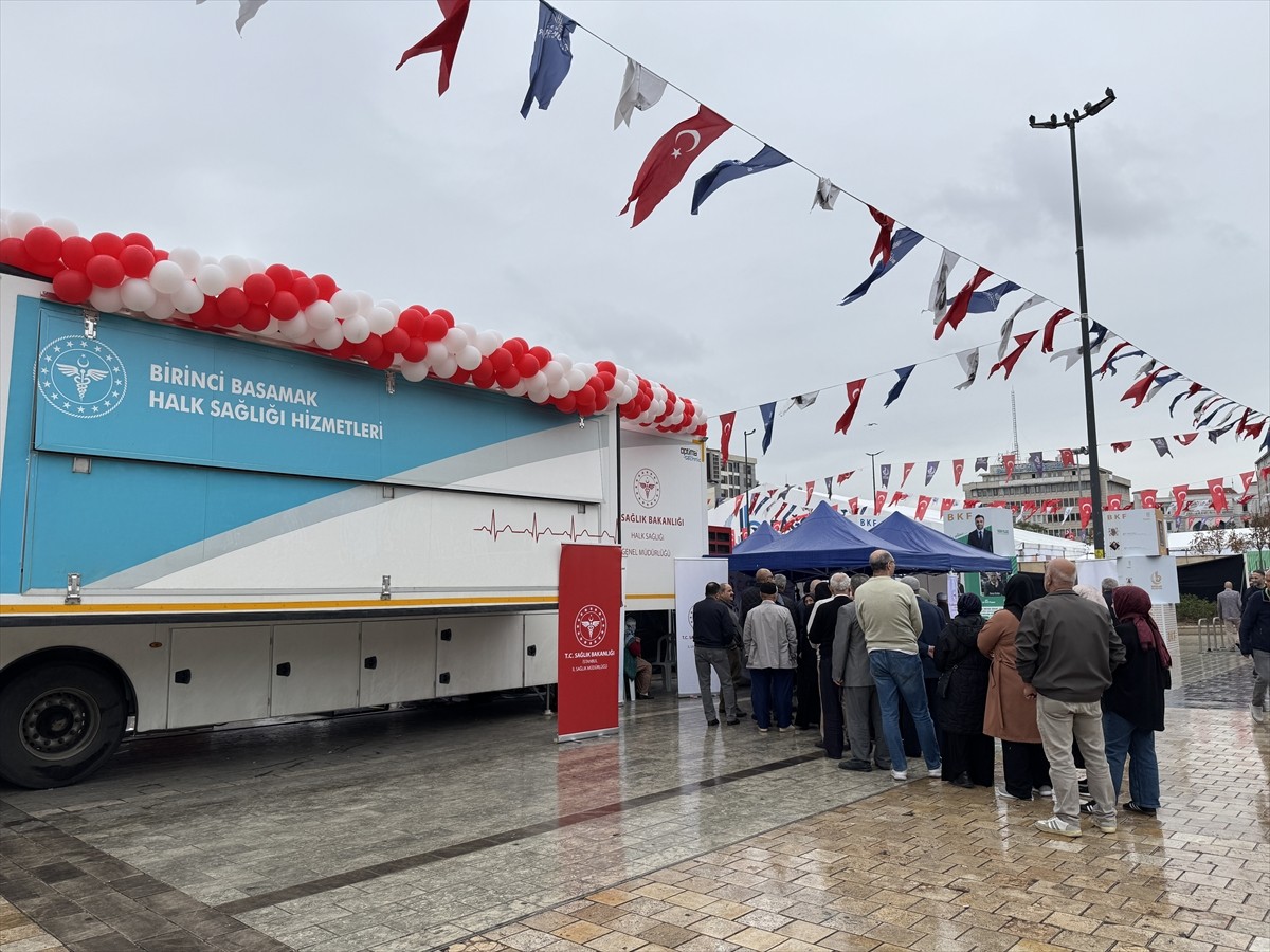 İstanbul İl Sağlık Müdürlüğü ve Türk Kardiyoloji Derneğince "Dünya Kalp Günü" dolayısıyla etkinlik...