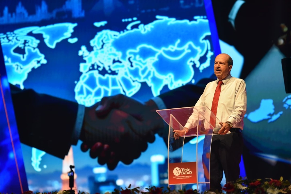 Kuzey Kıbrıs Türk Cumhuriyeti (KKTC) Cumhurbaşkanı Ersin Tatar, bağımsız aday olarak gireceği...