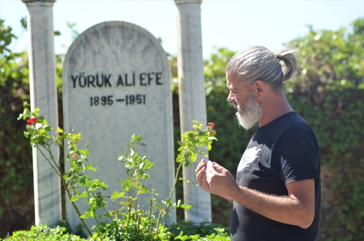 Milli Mücadele yıllarında düşmana karşı gösterdiği kahramanlık dolayısıyla "Efelerin Efesi" adıyla...