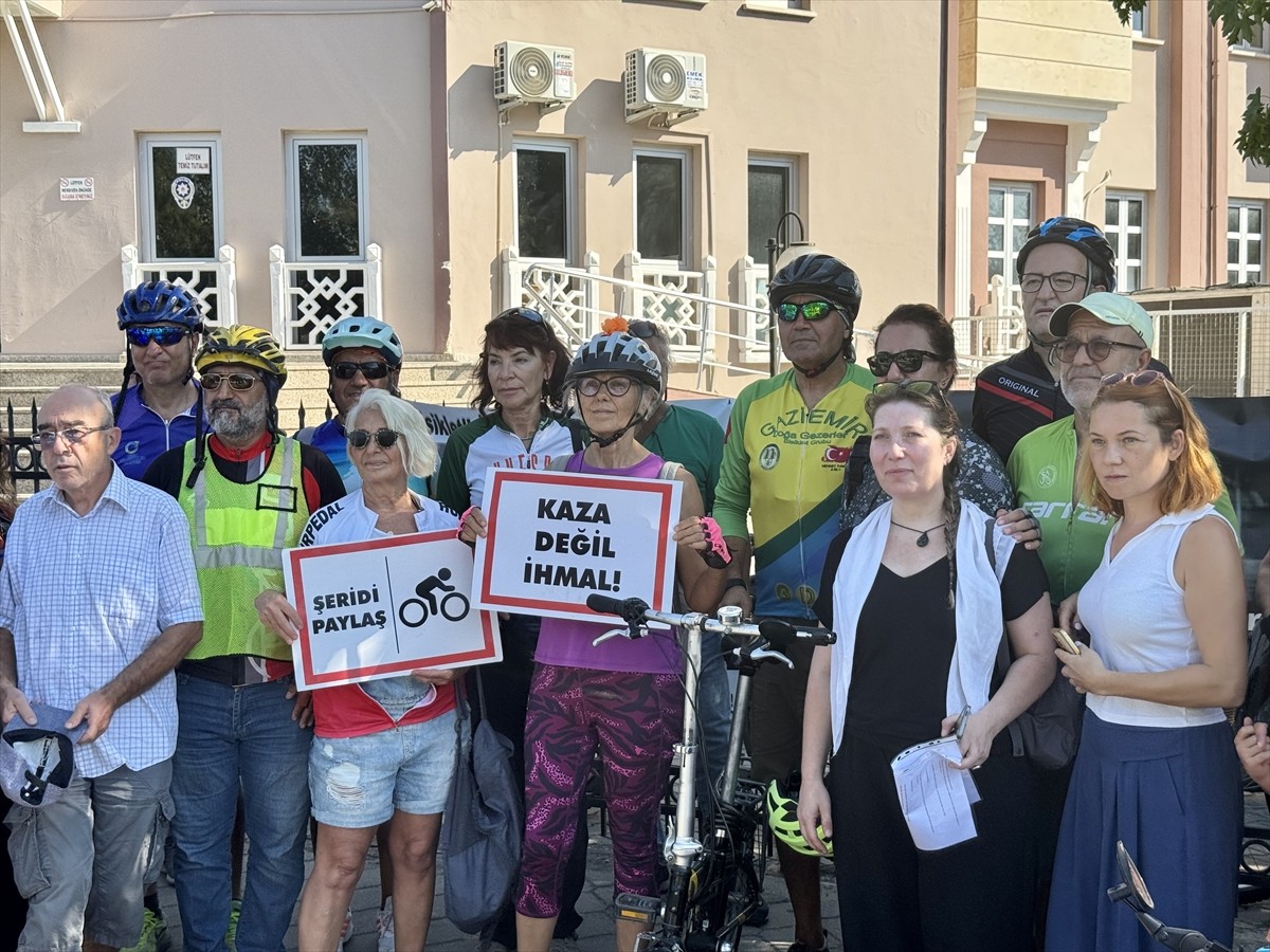 Muğla'nın Fethiye ilçesinde 2 bisikletlinin hayatını kaybettiği, 1 bisikletlinin yaralandığı...