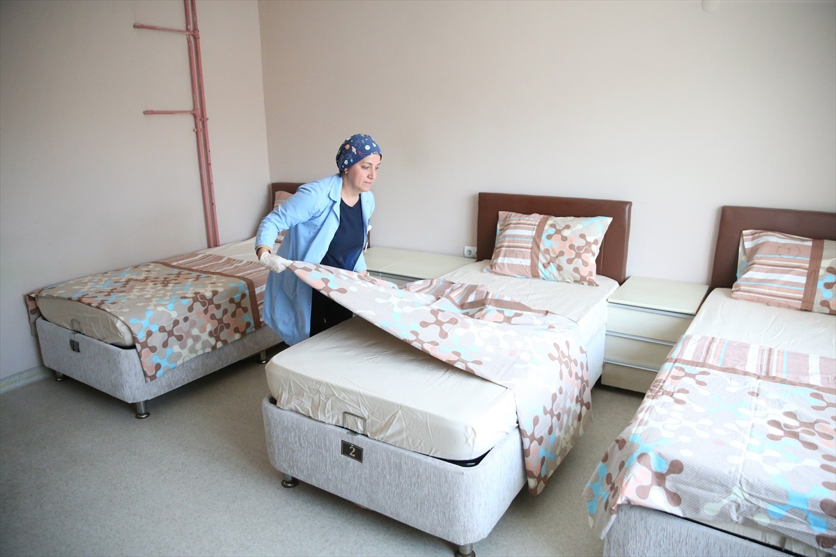 Ordu'da, Gençlik ve Spor Bakanlığına bağlı Kredi ve Yurtlar Kurumu (KYK) yurtları yeni akademik...