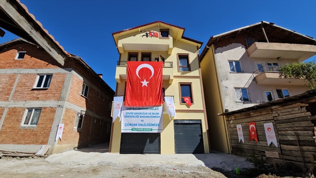 Pençe-Kilit Operasyonu bölgesinde bölücü terör örgütü mensuplarıyla çıkan çatışmada şehit olan 24...