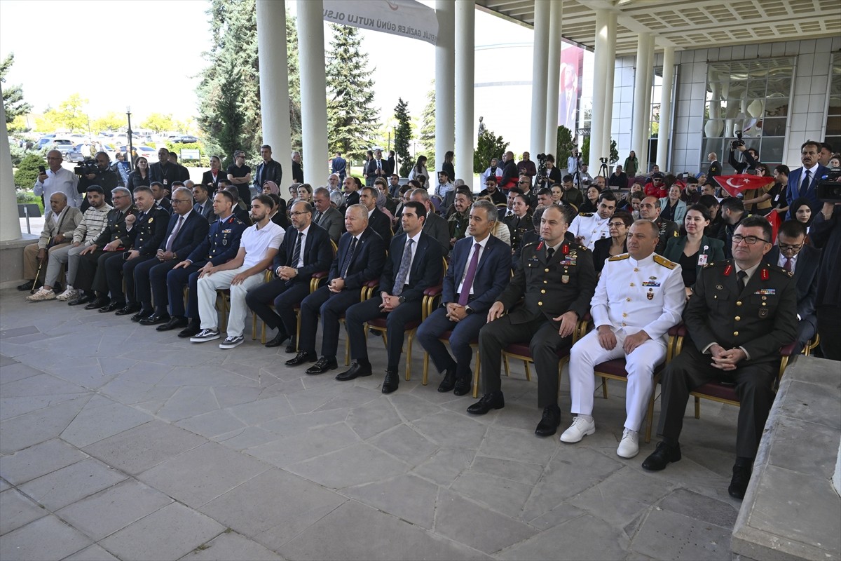  Sağlık Bilimleri Üniversitesi (SBÜ) Ankara Gaziler Fizik Tedavi ve Rehabilitasyon Eğitim ve...