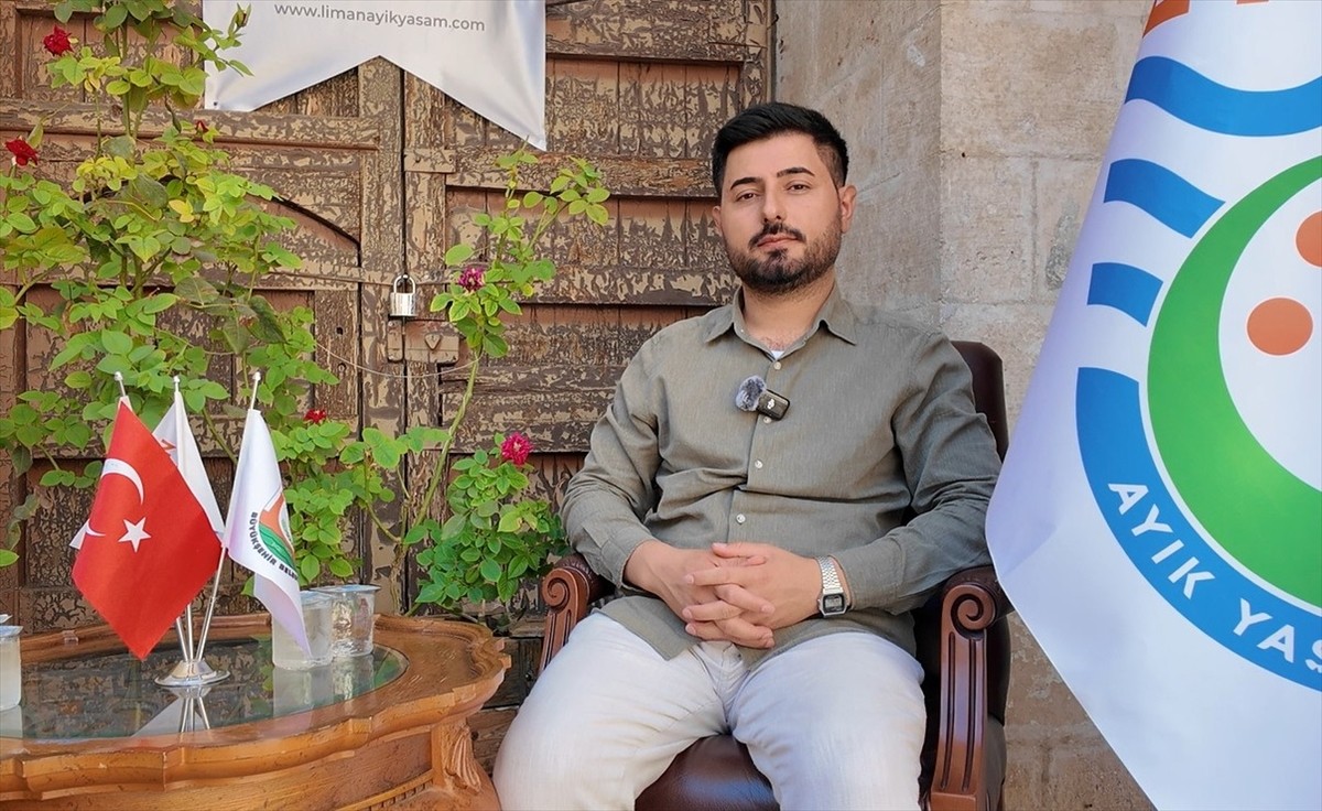 Şanlıurfa Büyükşehir Belediyesi tarafından verilen rehberlik hizmeti sayesinde uyuşturucu...