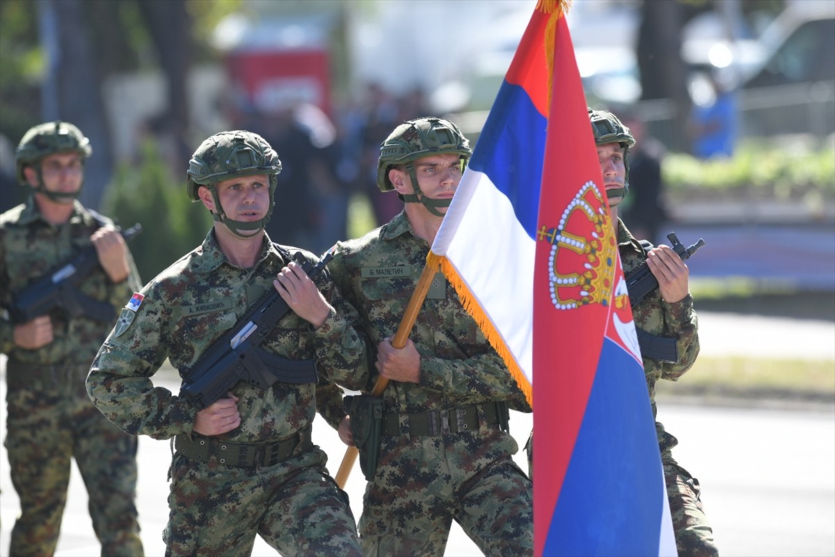 Sırbistan'da "Birliğin Gücü" ismiyle düzenlenen askeri geçit töreninde ülkenin savunma kapasitesi...