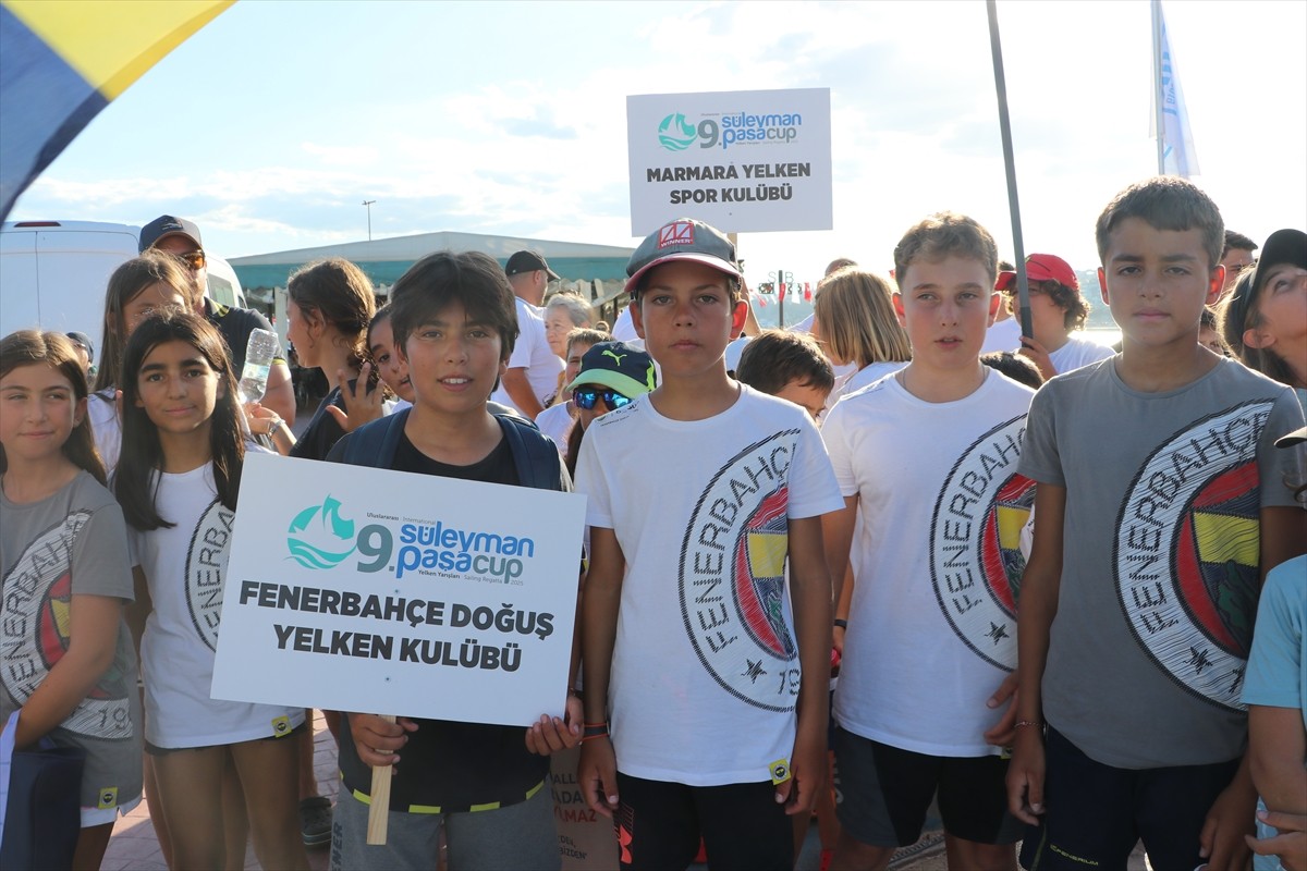 Tekirdağ'da düzenlenen 9. Uluslararası Süleymanpaşa Optimist Cup Yelken Yarışları'nın açılış...