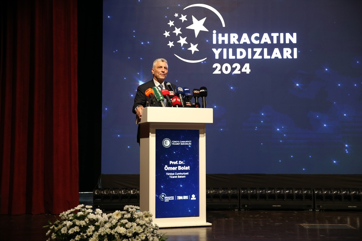 Ticaret Bakanı Ömer Bolat, 3.⁠ ⁠Denizli İhracatçılar Birliği (DENİB) "İhracatın Yıldızları Ödül...