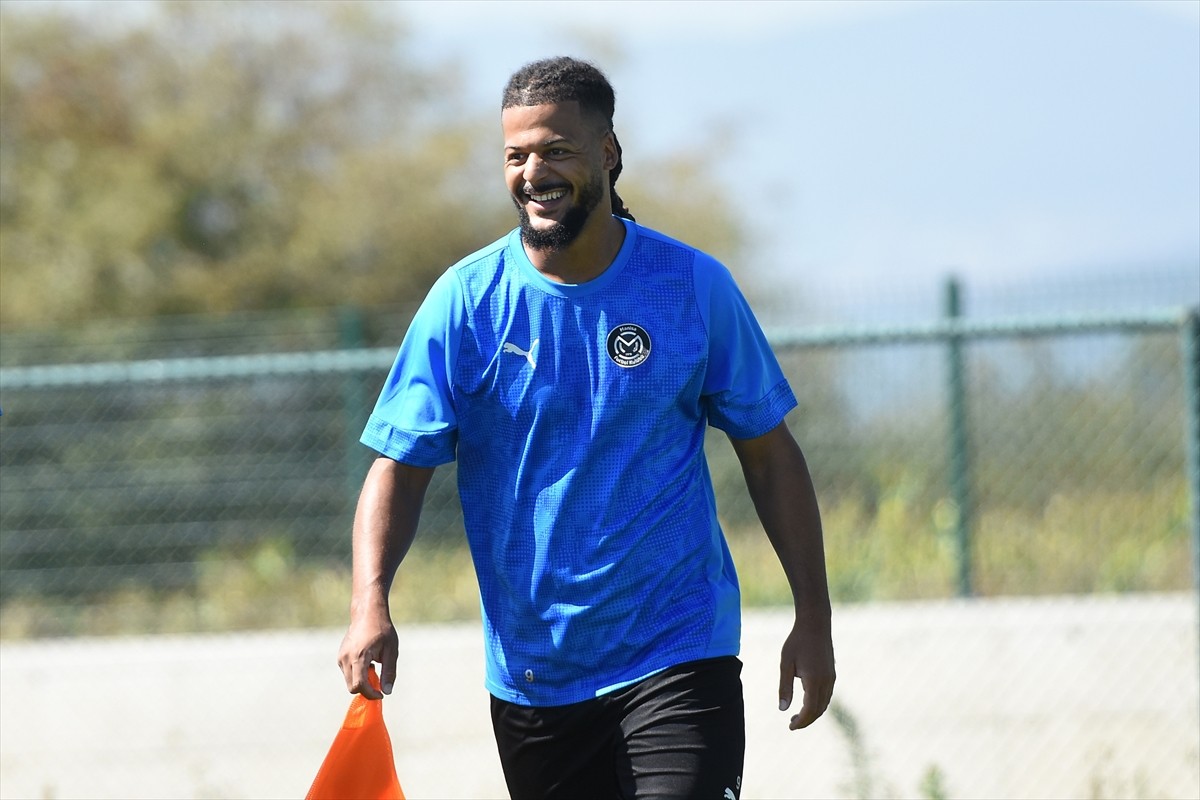 Trendyol 1. Lig'in 5. haftasında yarın deplasmanda Boluspor ile karşılaşacak Manisa Futbol Kulübü...