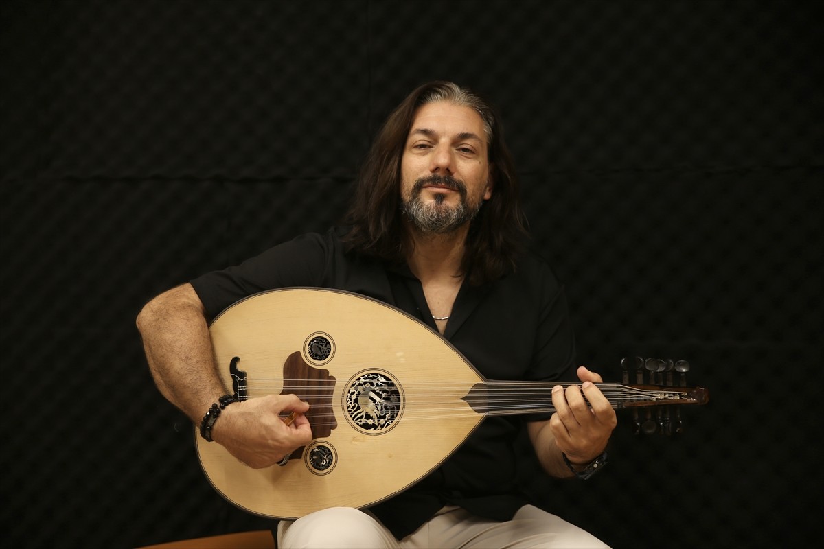 Türk Sanat Müziği sanatçısı Behiye Aksoy'un hayatı, beyazperdeye aktarılacak. Aksoy'un akrabası...