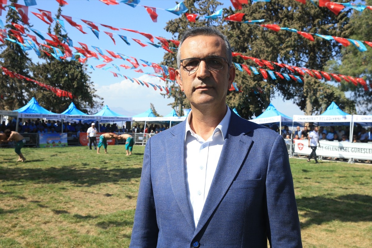 Türk tarihinin en köklü ata sporlarından aşırtmalı aba güreşi ve kısa şalvar güreşi, uluslararası...
