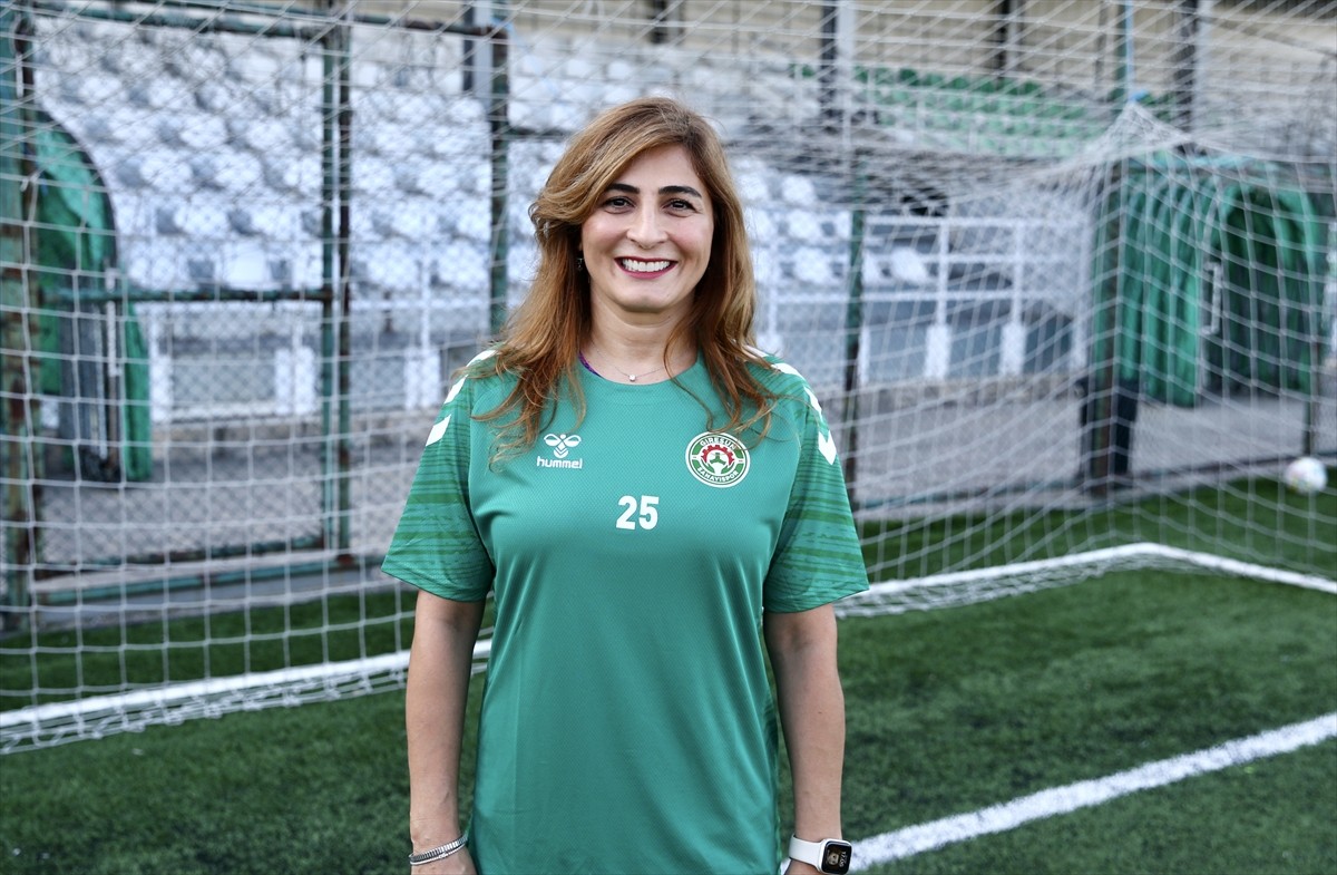 Turkcell Kadın Futbol Süper Ligi'nde mücadele edecek Prolift Giresun Sanayispor'un basın sözcüsü...