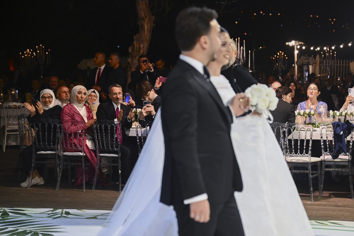 Türkiye İnsan Hakları ve Eşitlik Kurumu (TİHEK) Başkanı Fahrettin Altun'un (sol 3) oğlu Mustafa...