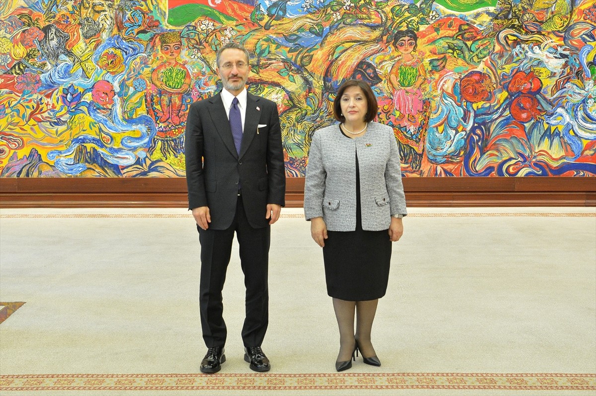 Türkiye İnsan Hakları ve Eşitlik Kurumu (TİHEK) Başkanı Fahrettin Altun (sağ 3), Azerbaycan Milli...