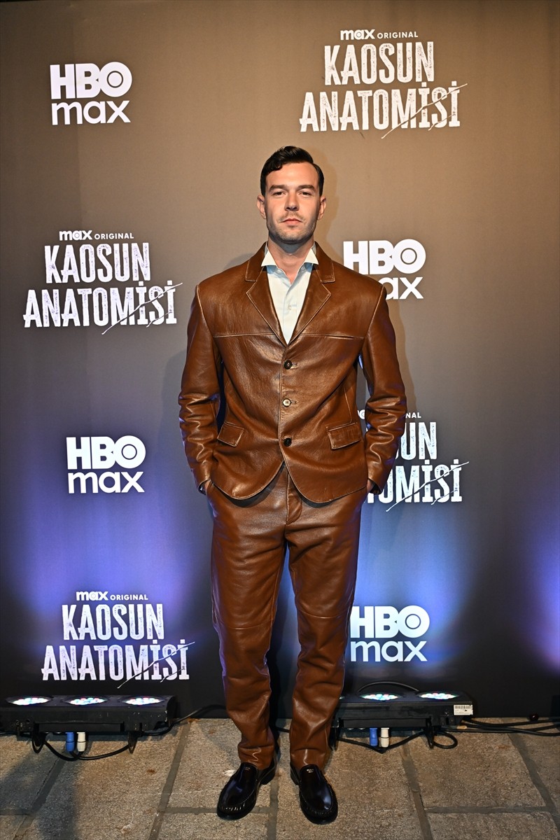 Warner Bros. Discovery'nin premium dijital yayın platformu HBO Max'in yeni dizisi "Kaosun...