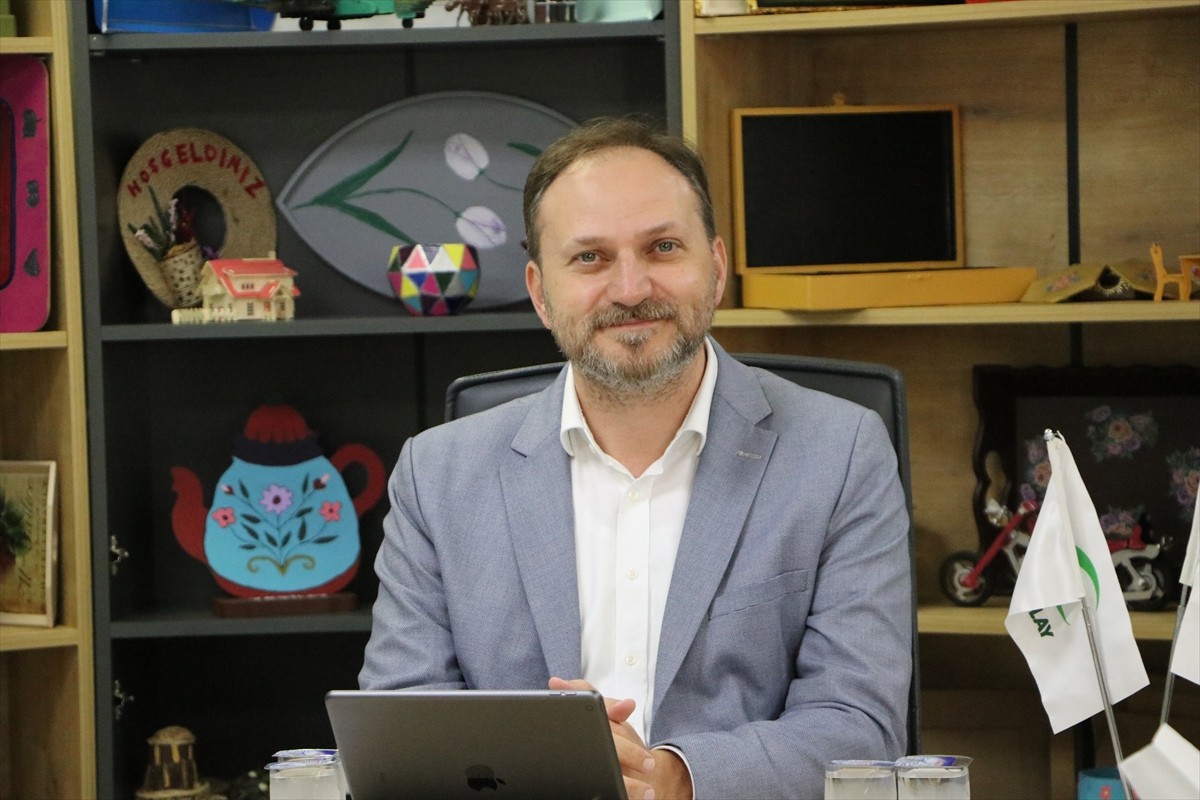 Yeşilay Genel Başkanı Mehmet Dinç, Kilis'te Yeşilay Danışmanlık Merkezi'ne ziyarette...