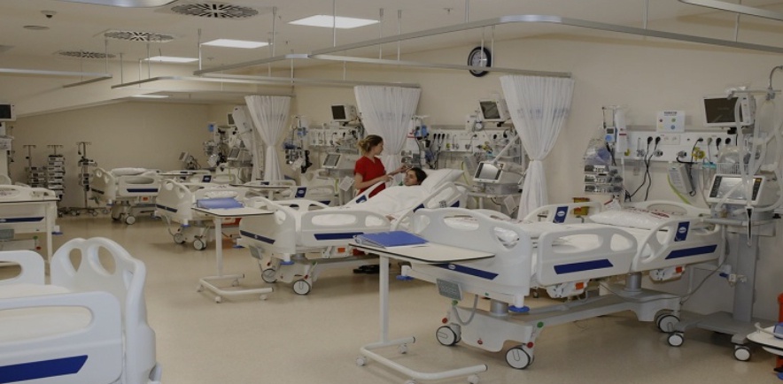 28 Ekim 2025: Hastaneler Açık Mı? Poliklinikler Saat Kaça Kadar?