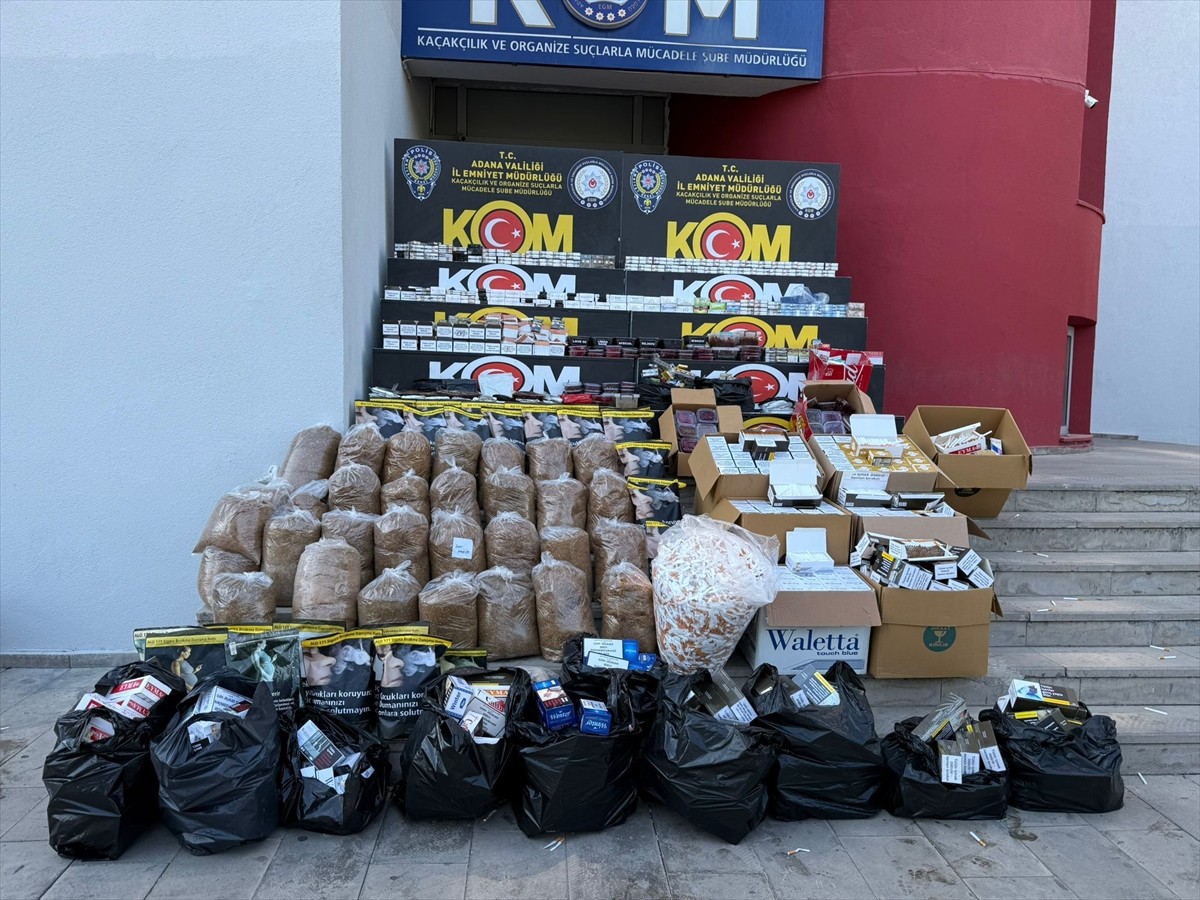 Adana'da polis ekiplerince düzenlenen kaçakçılık operasyonunda 20 zanlı gözaltına alındı....