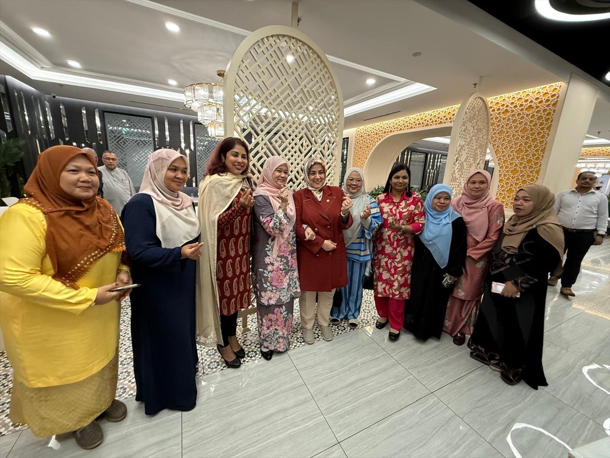 AK Parti Genel Merkez Kadın Kolları Başkanı Tuğba Işık Ercan, Malezya ziyareti kapsamında...