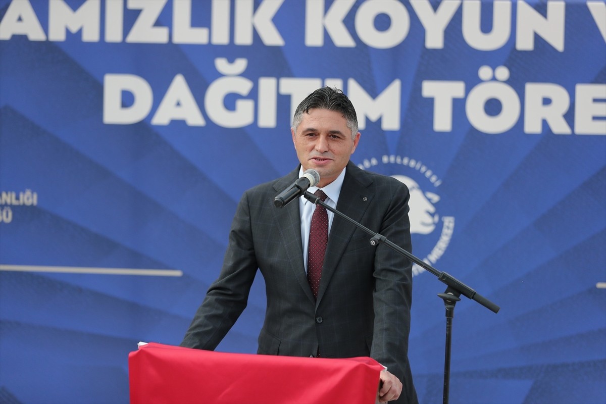 Aliağa Belediyesi ile İzmir İl Tarım ve Orman Müdürlüğü işbirliğinde hayata geçirilen Aliağa...