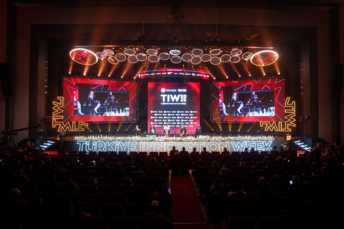 Anadolu Ajansı’nın (AA) global iletişim ortağı olduğu Haliç Kongre Merkezi’nde, Türkiye...