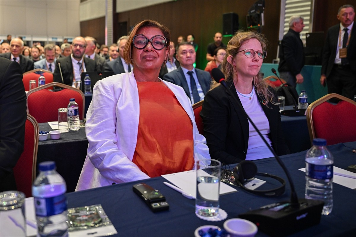 Anadolu Ajansının (AA) global iletişim ortağı olduğu, dünyanın dört bir yanından bilim...