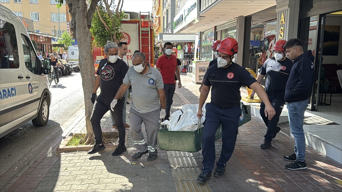 Antalya'nın Alanya ilçesinde otelin asansör boşluğunda 80 yaşındaki turistin cesedi bulundu. Olay...